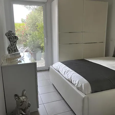 T2 Jacuzzi Prive Clim & Parking Calme & Cosy